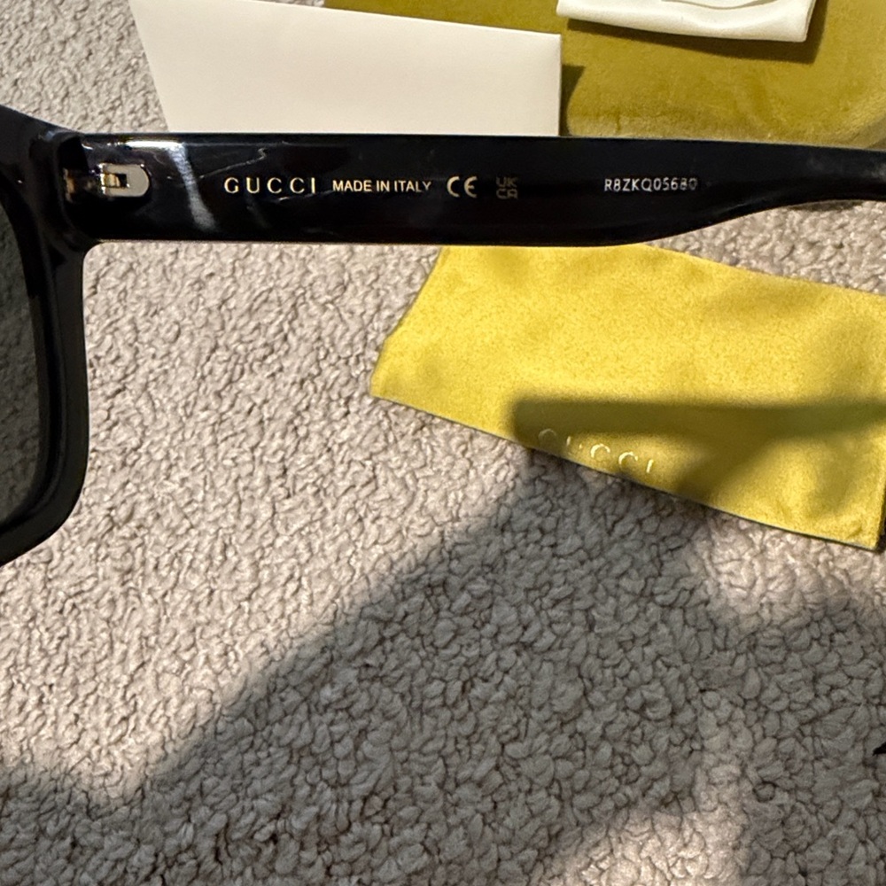 Gucci Sunglasses GG1338S 001 Black Gray - Picture 4 of 11